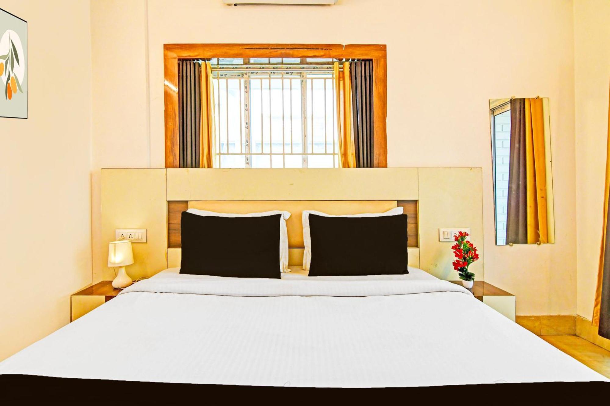 Super Hotel O Ruby Near Acropolis Mall Kalküta Dış mekan fotoğraf