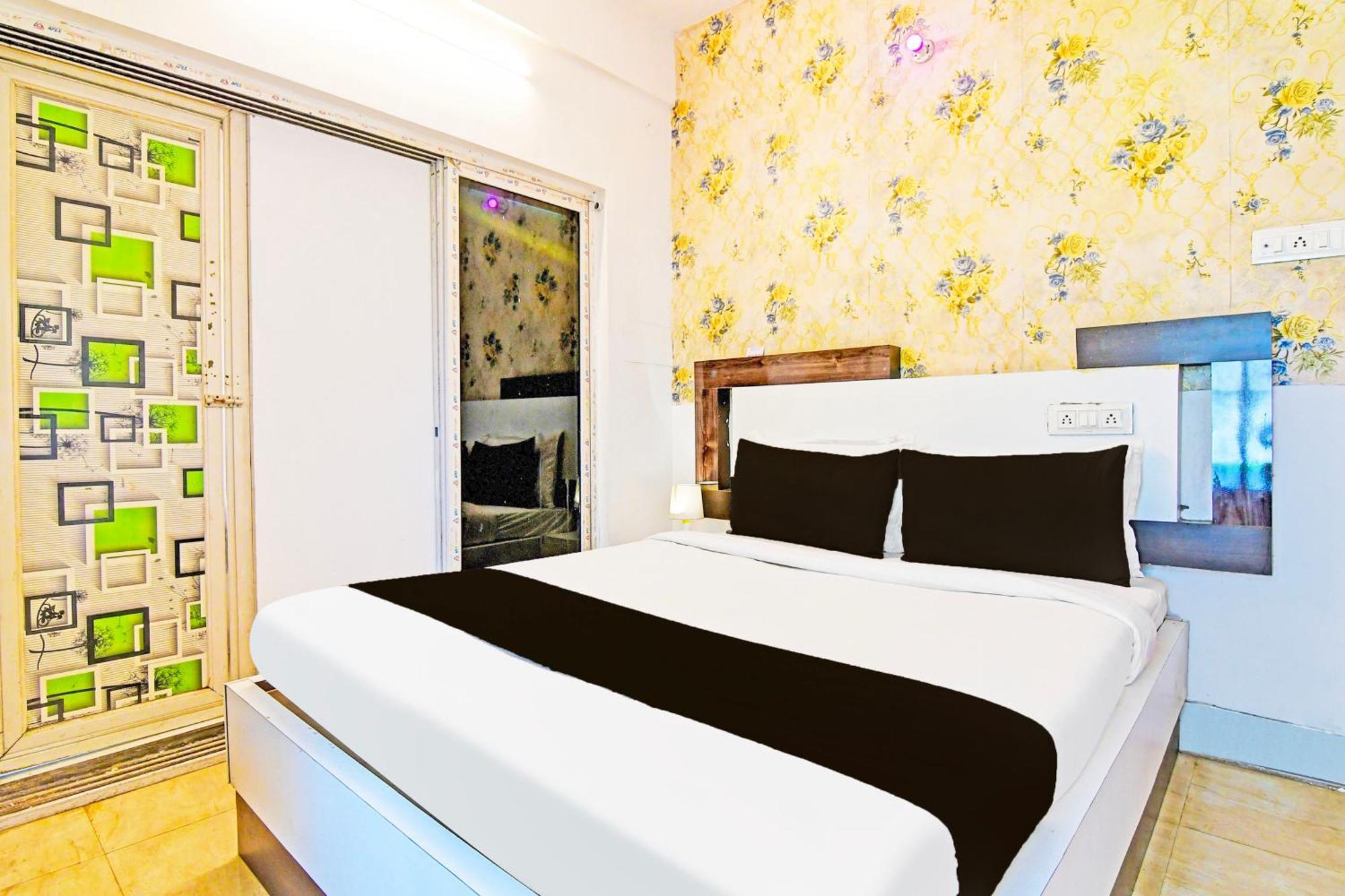 Super Hotel O Ruby Near Acropolis Mall Kalküta Dış mekan fotoğraf