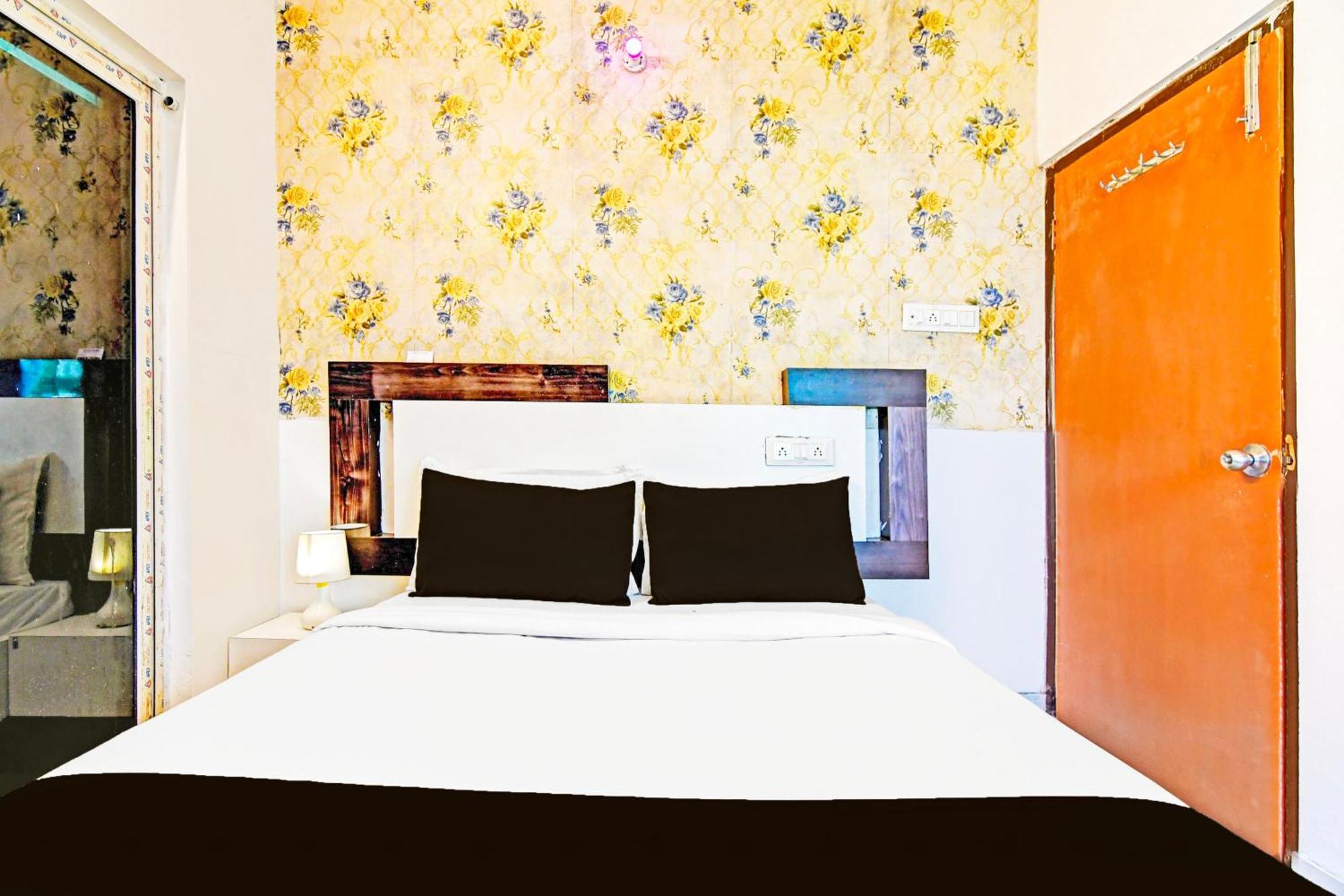 Super Hotel O Ruby Near Acropolis Mall Kalküta Dış mekan fotoğraf